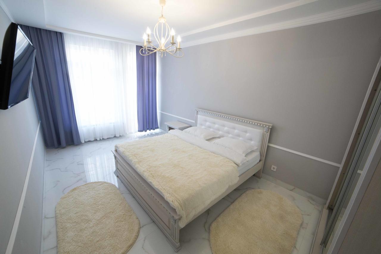 Leogrand Apartments On Kulisha 36 Львов Экстерьер фото